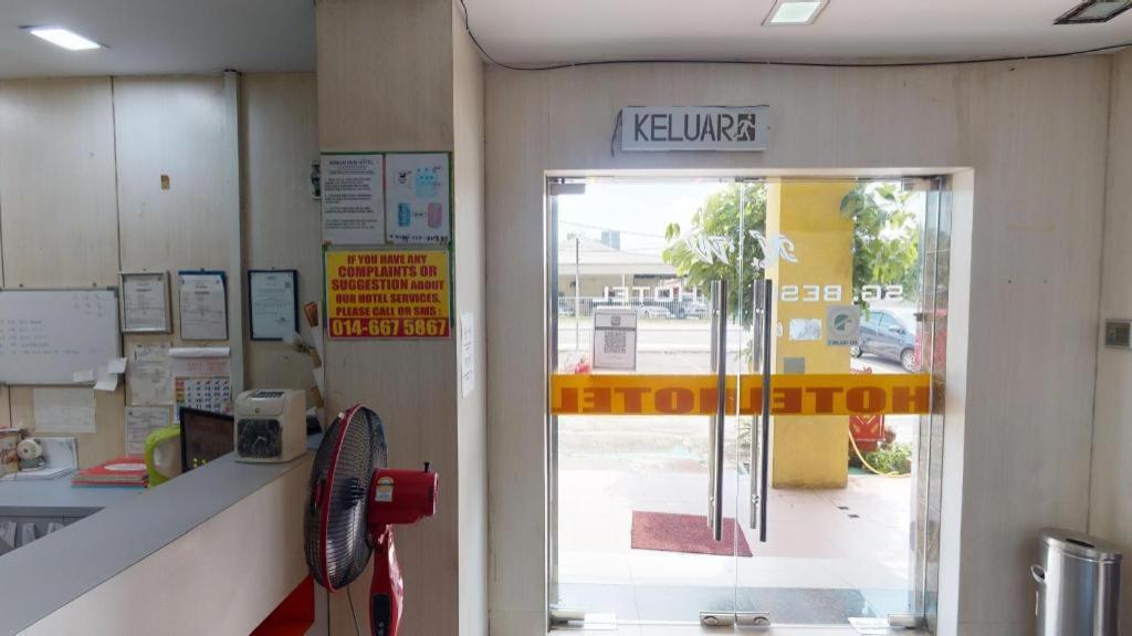 Serdang Business Hotel Seri Kembangan Exteriér fotografie